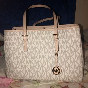 Jet Set Travel MK Purse